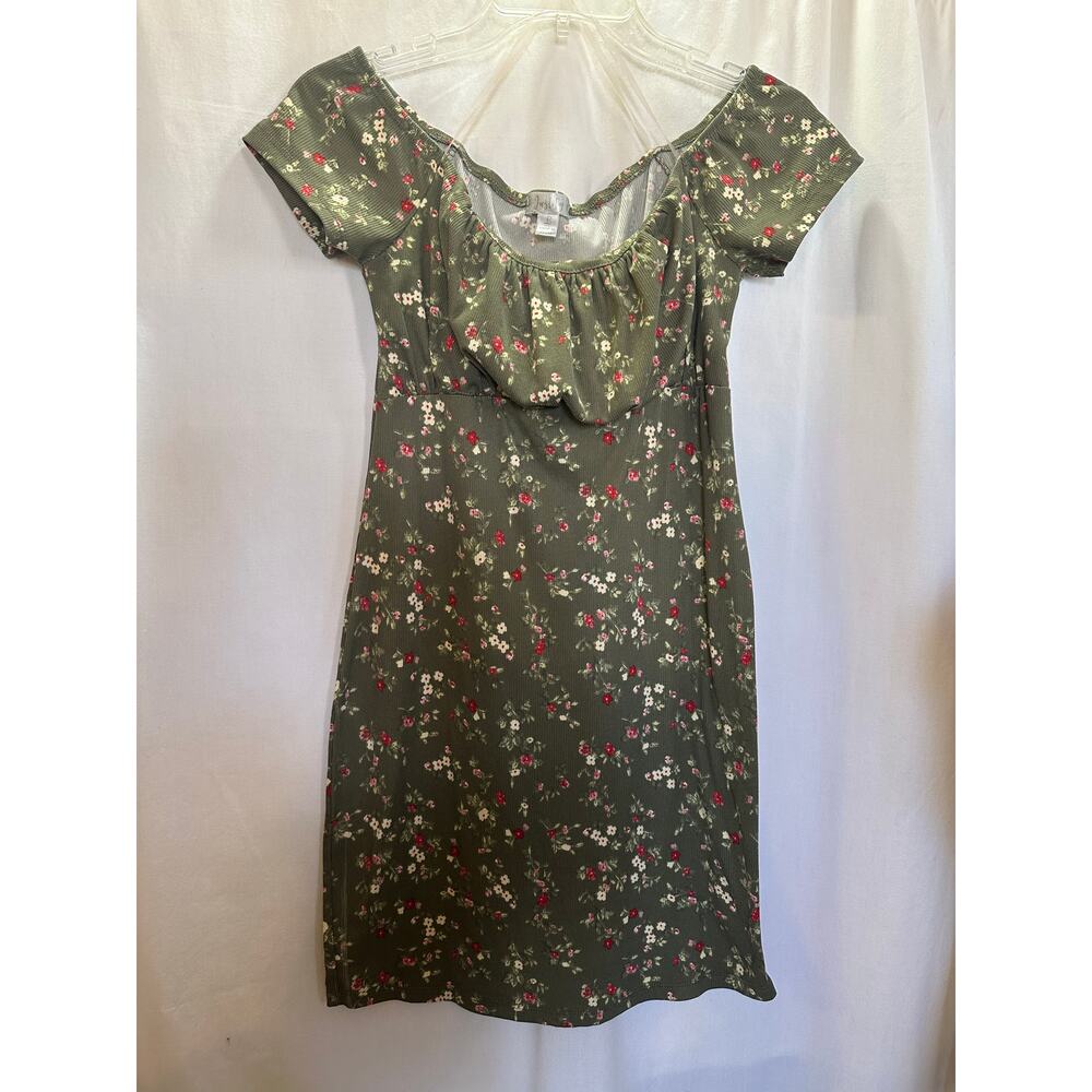 Justify Floral Ribbed Dress – Size Large
